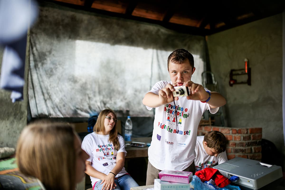 COOPERATION WITH UNICEF, photograph 2 of 22