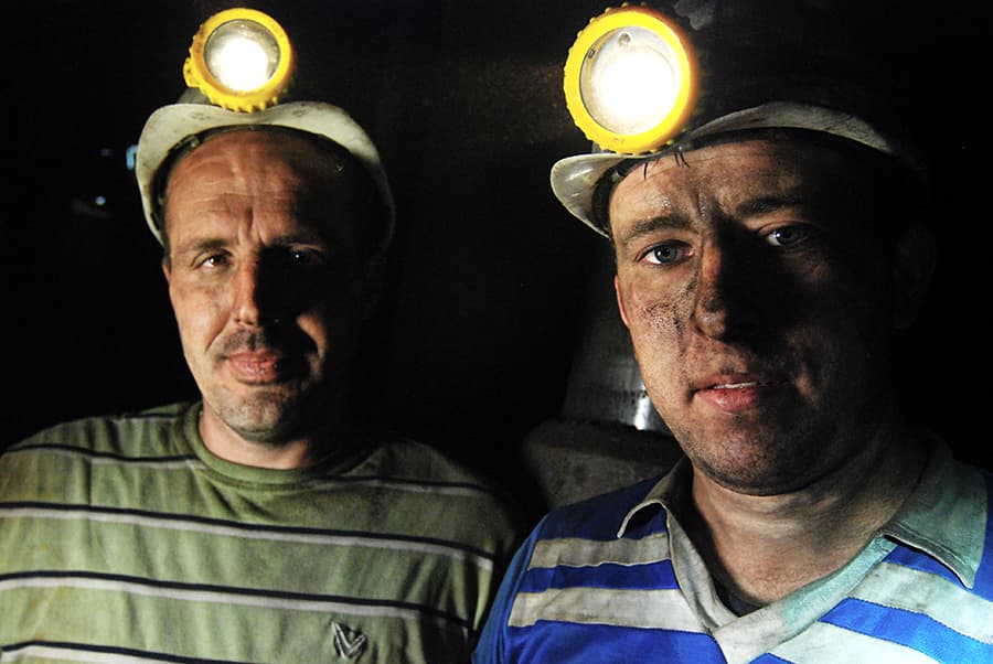 Miners are in God's hands, photograph 4 of 9