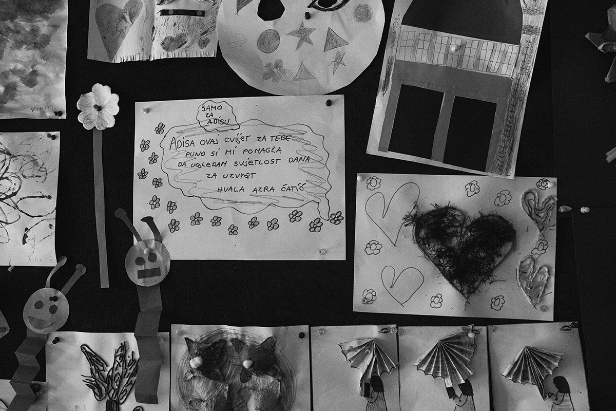 Detail_from_Mala_sirena_Association