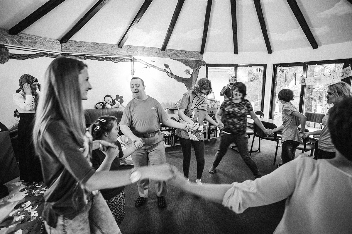 Husein_dancing_in_Association_Mala_Sirena